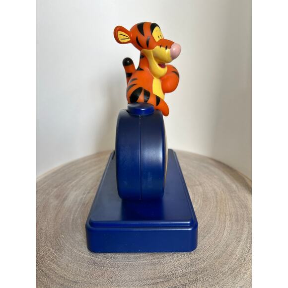 Vintage Tigger Talking Alarm Clock Disney Fantasma 8.5 Winnie The Pooh Works - Picture 2 of 8